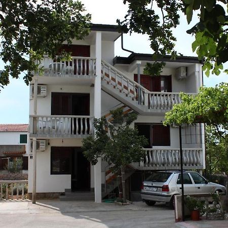Apartments With A Parking Space Starigrad, Paklenica - 6618 Esterno foto