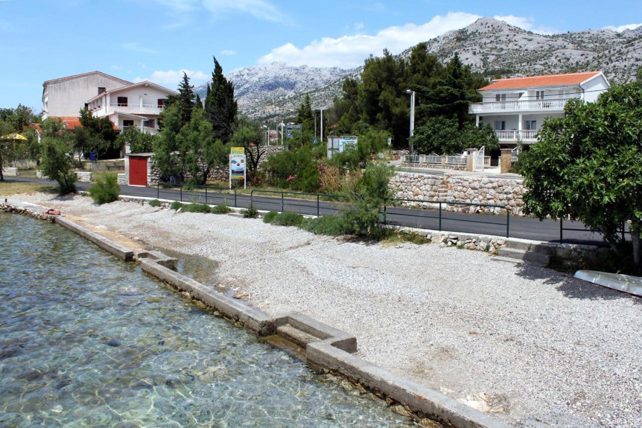 Apartments With A Parking Space Starigrad, Paklenica - 6618 Esterno foto