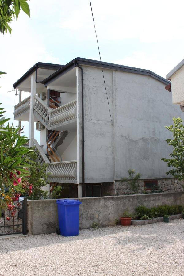 Apartments With A Parking Space Starigrad, Paklenica - 6618 Esterno foto